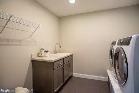 Other - 425 E Delp Rd, Lancaster, PA 17601 photo 21 of 29