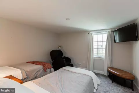 Bedroom - 425 E Delp Rd, Lancaster, PA 17601 photo 12 of 13