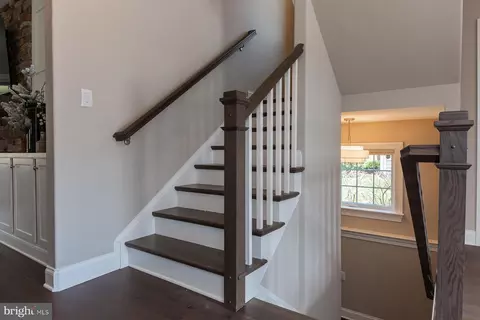 Entry Way - 425 E Delp Rd, Lancaster, PA 17601 photo 20 of 29