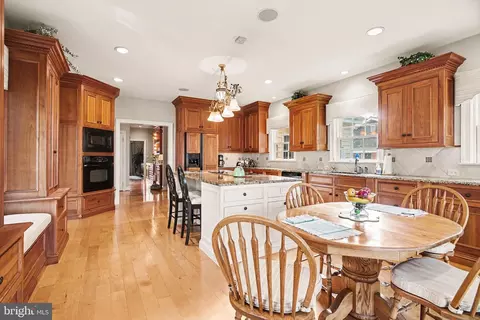 Kitchen - 36 Brusen Dr, Lititz, PA 17543 photo 1 of 3