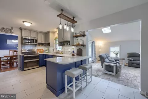 Kitchen - 323 Knights Bridge Way, Lititz, PA 17543 photo 1 of 5