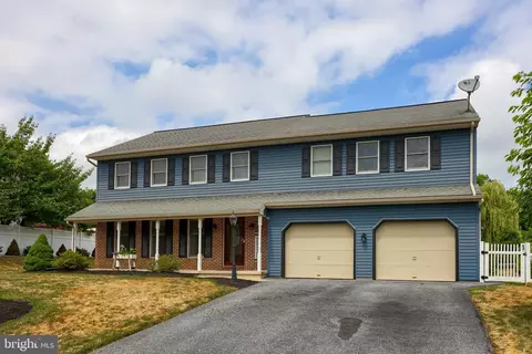 Exterior - 323 Knights Bridge Way, Lititz, PA 17543 photo 7 of 9