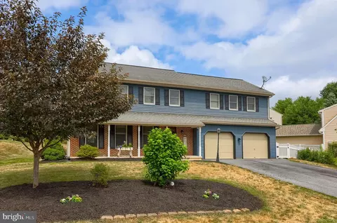 Exterior - 323 Knights Bridge Way, Lititz, PA 17543 photo 5 of 9
