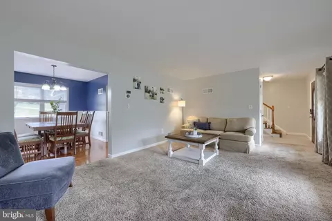 Living - 323 Knights Bridge Way, Lititz, PA 17543 photo 3 of 4