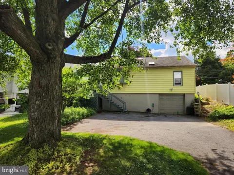 Other - 341 N Broad St, Lititz, PA 17543 photo 2 of 12
