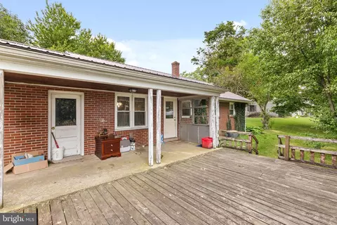 Exterior - 1230 Orchard Rd, Lititz, PA 17543 photo 3 of 3
