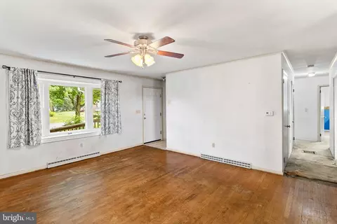 Living - 1230 Orchard Rd, Lititz, PA 17543 photo 1 of 3