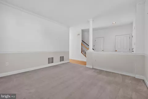 Living - 1001 Kent Gdn, Lititz, PA 17543 photo 1 of 6