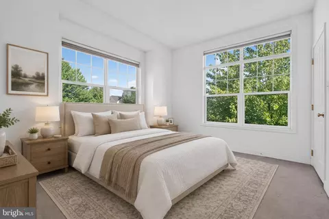 Bedroom - 1001 Kent Gdn, Lititz, PA 17543 photo 4 of 7