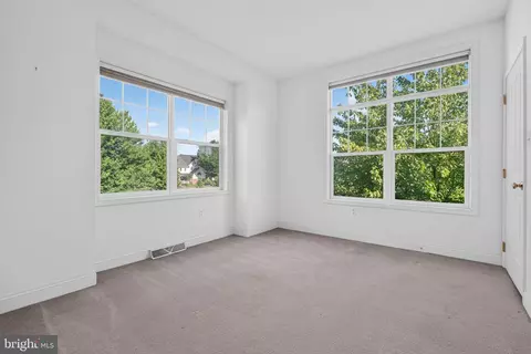 Bedroom - 1001 Kent Gdn, Lititz, PA 17543 photo 5 of 7