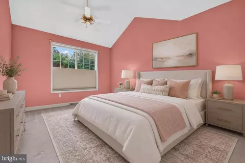 Bedroom - 1001 Kent Gdn, Lititz, PA 17543 photo 1 of 7
