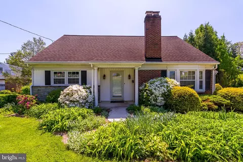 428 Manor Ave, Millersville, PA 17551