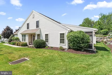 20 Hardy Ct, Lancaster, PA 17602