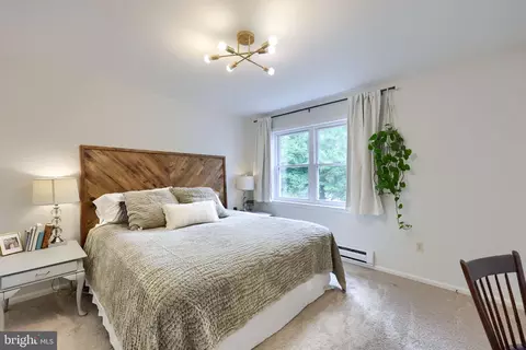 Bedroom - 10 Lakeview Pl, Lititz, PA 17543 photo 1 of 5