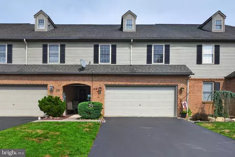 29 Rockford Rd, Mountville, PA 17554