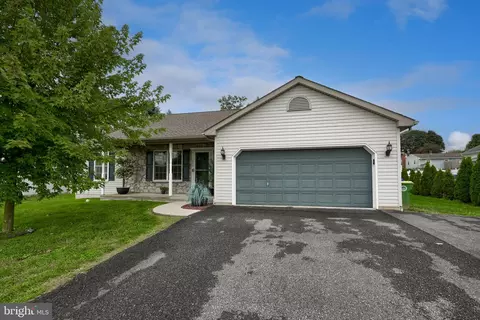 1609 Eshelman Mill Rd, Willow Street, PA 17584