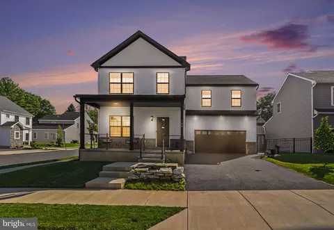 Exterior - 100 Meadows Bnd, Lititz, PA 17543 photo 2 of 3
