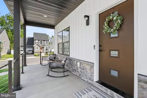 Exterior - 100 Meadows Bnd, Lititz, PA 17543 photo 3 of 3