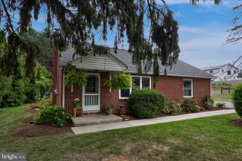 1646 White Oak Rd, Strasburg, PA 17579