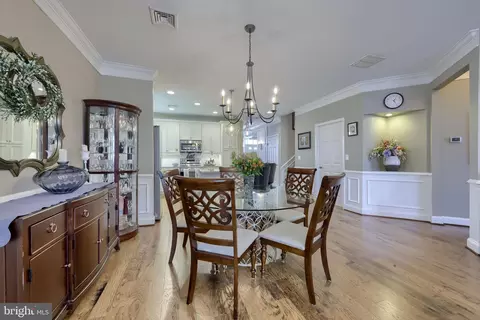 Dining - 1068 Constitution Dr, Lititz, PA 17543 photo 4 of 4