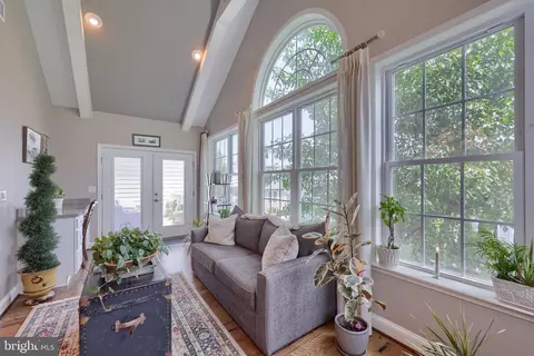 Entry Way - 1068 Constitution Dr, Lititz, PA 17543 photo 14 of 16