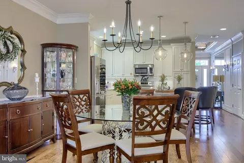 Dining - 1068 Constitution Dr, Lititz, PA 17543 photo 1 of 4