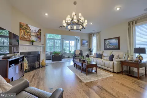 Living - 1068 Constitution Dr, Lititz, PA 17543 photo 1 of 3