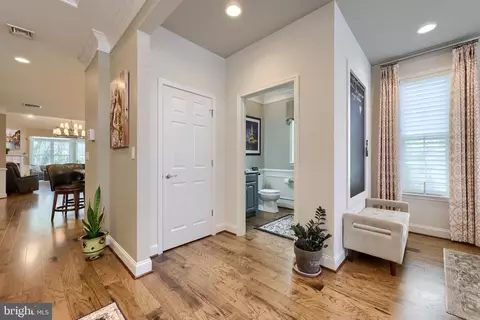Entry Way - 1068 Constitution Dr, Lititz, PA 17543 photo 4 of 16
