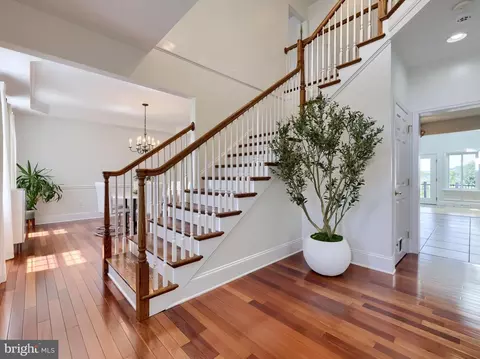 Entry Way - 309 Chadwyck Ln, Lititz, PA 17543 photo 2 of 5