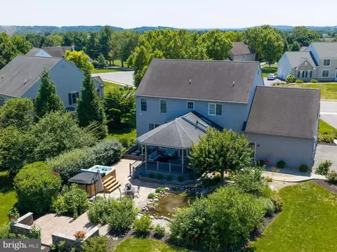 View/Area - 309 Chadwyck Ln, Lititz, PA 17543 photo 2 of 4