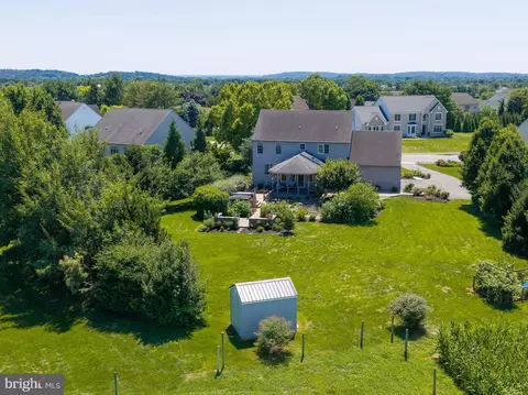 View/Area - 309 Chadwyck Ln, Lititz, PA 17543 photo 3 of 4