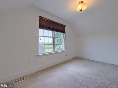Bedroom - 309 Chadwyck Ln, Lititz, PA 17543 photo 4 of 6