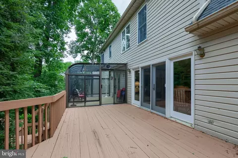 Exterior - 1 Warren Cir, Lititz, PA 17543 photo 4 of 16
