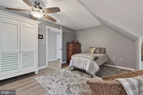 Bedroom - 695 Sue Dr, Lititz, PA 17543 photo 8 of 8