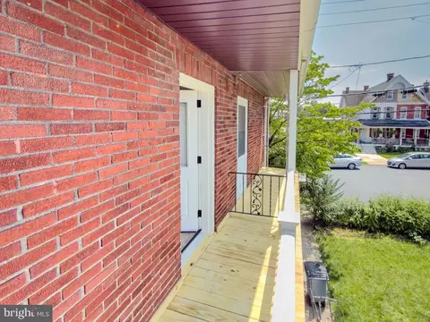 Exterior - 338 Ruby St, Lancaster, PA 17603 photo 3 of 4