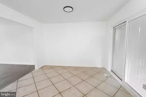 Entry Way - 10 Pennwick Dr, Lititz, PA 17543 photo 1 of 3
