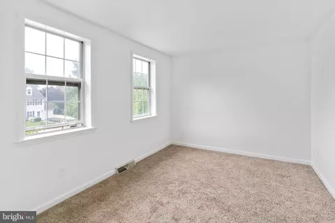 Bedroom - 10 Pennwick Dr, Lititz, PA 17543 photo 1 of 2