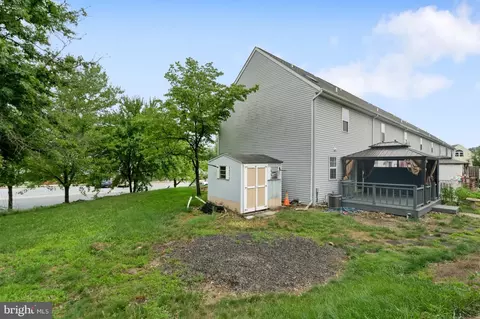 Other - 10 Pennwick Dr, Lititz, PA 17543 photo 2 of 9