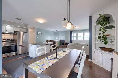 Dining - 116 Oxford Dr, Lititz, PA 17543 photo 3 of 4