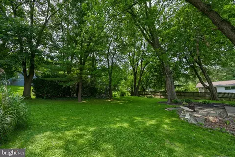 Exterior - 116 Oxford Dr, Lititz, PA 17543 photo 7 of 9