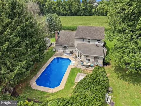 20 Sassafras Rd, Conestoga, PA 17516