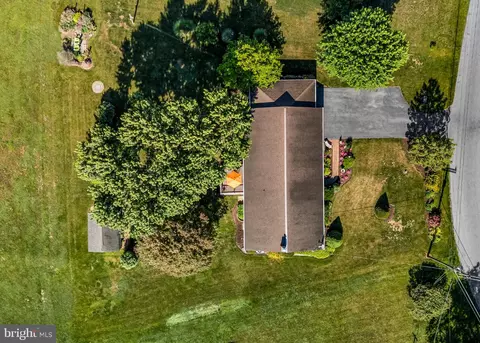 View/Area - 723 Penn Ave, Lititz, PA 17543 photo 2 of 2