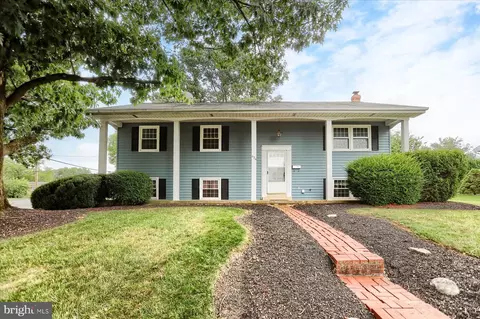 434 N Holly St, Elizabethtown, PA 17022