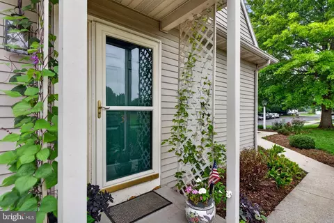 Exterior - 31 Tumbling Run, Lititz, PA 17543 photo 3 of 6