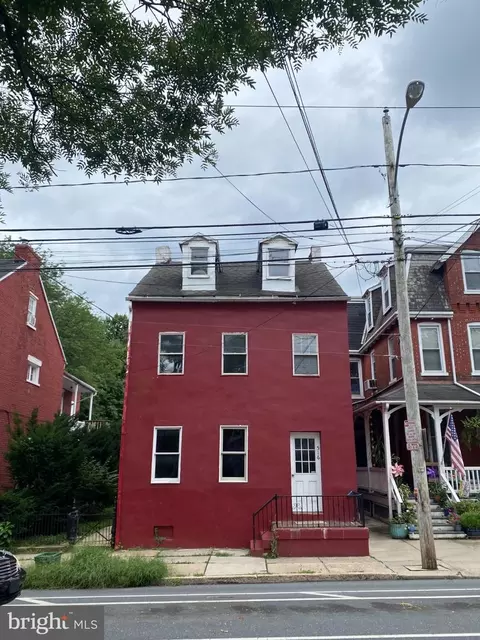 516 W Walnut St, Lancaster, PA 17603