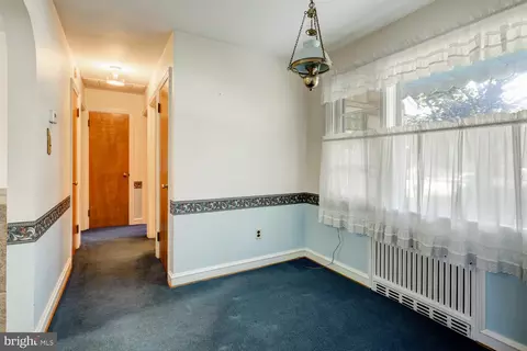 Entry Way - 149 Owl Hill Rd, Lititz, PA 17543 photo 2 of 4