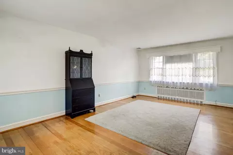 Living - 149 Owl Hill Rd, Lititz, PA 17543 photo 2 of 3
