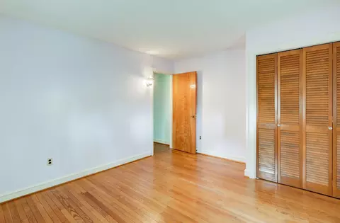 Bedroom - 149 Owl Hill Rd, Lititz, PA 17543 photo 3 of 5