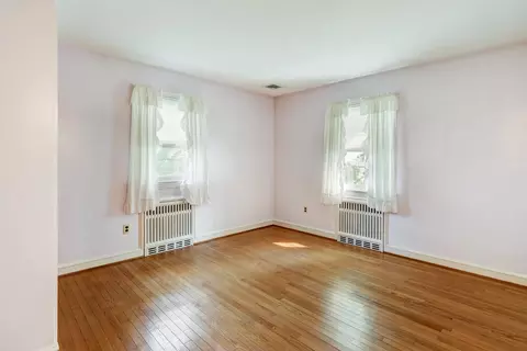 Bedroom - 149 Owl Hill Rd, Lititz, PA 17543 photo 2 of 5