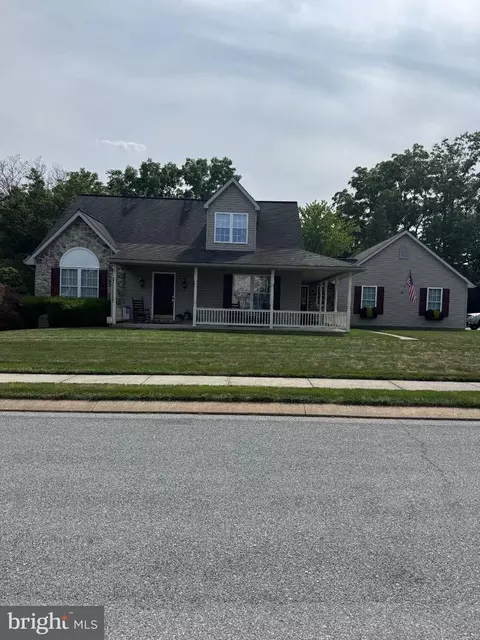 1374 Clearview Dr, Denver, PA 17517